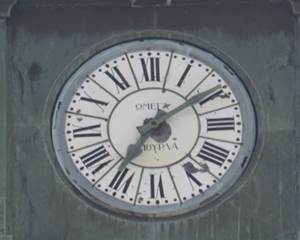 Το ρολόι της Νικείου Σχολής στο Νυμφαίο Φλωρινας