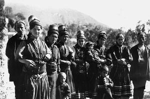 Αρβανιτόβλαχοι-Κεστρινιώτες στην Ήπειρο το 1931. Φωτογραφική συλλογή Αστέριου Κουκούδη