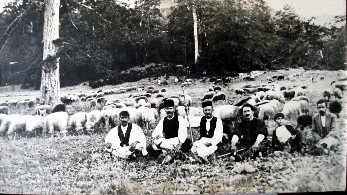 Περιβολιώτες κτηνοτρόφοι στην περιοχή της Valia Calda.