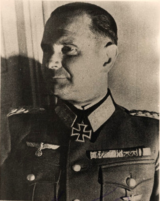 Ο Αρχηγός του 22ου Ορεινού σώματος Στρατού, Γερμανός στρατηγός Hubert Lanz